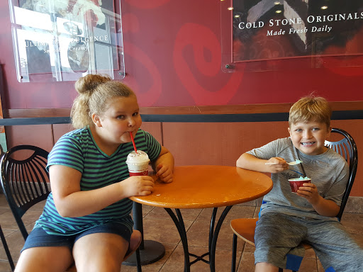 Ice Cream Shop «Cold Stone Creamery», reviews and photos, 4540 W Main St, Kalamazoo, MI 49006, USA