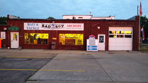 Sporting Goods Store «Bad Boy Bait, Tackle & Archery», reviews and photos, 4414 Liberty Ave, Vermilion, OH 44089, USA