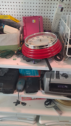 Thrift Store «Goodwill - Cottage Grove», reviews and photos, 7375 Hardwood Ct, Cottage Grove, MN 55016, USA