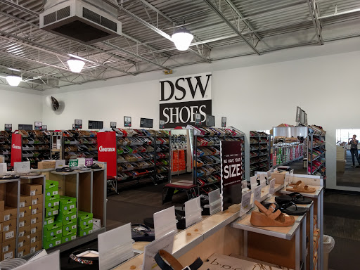 Shoe Store «DSW Designer Shoe Warehouse», reviews and photos, 8506 E 71st St, Tulsa, OK 74133, USA