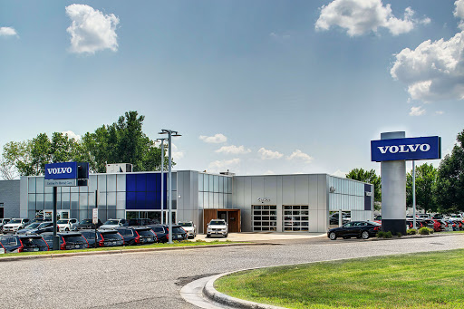 Car Dealer «Kline Volvo», reviews and photos, 3040 U.S Hwy 61, Maplewood, MN 55109, USA