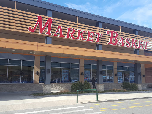 Grocery Store «Market Basket», reviews and photos, 110 Market Pl Dr, Waltham, MA 02451, USA