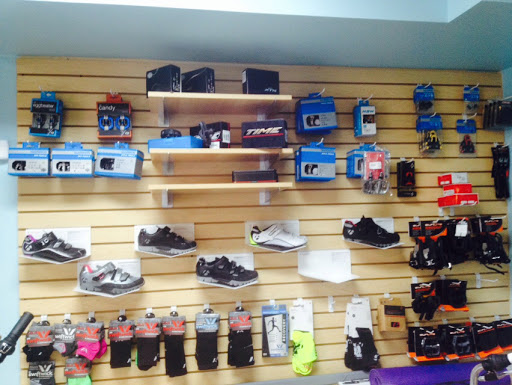 Bicycle Store «Village Bike and Paddle», reviews and photos, 8965 SE Bridge Rd #100, Hobe Sound, FL 33455, USA