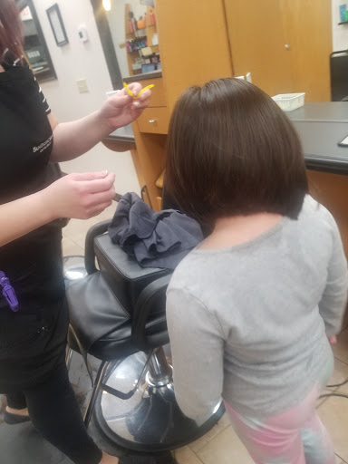 Hair Salon «Fantastic Sams», reviews and photos, 9859 Maple Grove Pkwy, Maple Grove, MN 55369, USA