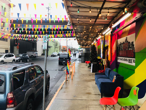 Used Office Furniture Store «City Liquidators: Used Office Furniture», reviews and photos, 830 SE 3rd Ave, Portland, OR 97214, USA