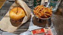 Plats et boissons du Restaurant de hamburgers Burger à la Une à Toulouse - n°12