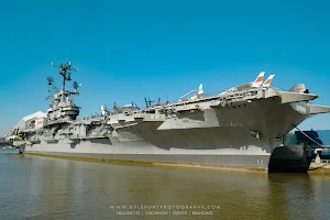 USS Intrepid (CV 11) image