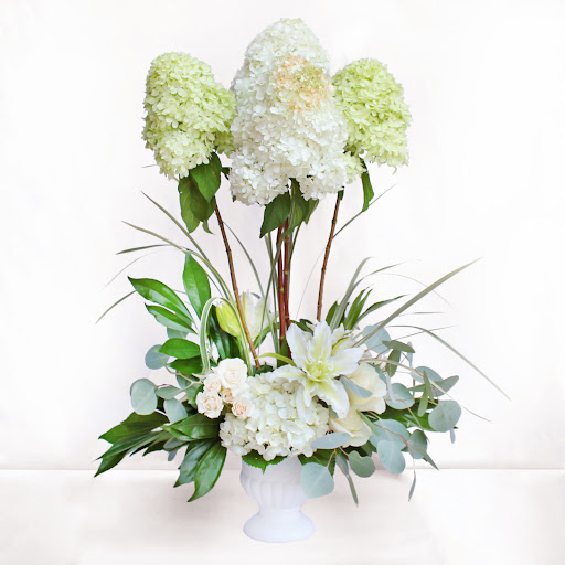 Florist «Sidelines Custom Floral Designs, Inc», reviews and photos, 511 E 135th St, Kansas City, MO 64145, USA