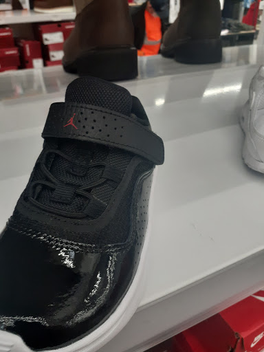 Shoe Store «WSS», reviews and photos, 10901 Atlantic Ave, Lynwood, CA 90262, USA