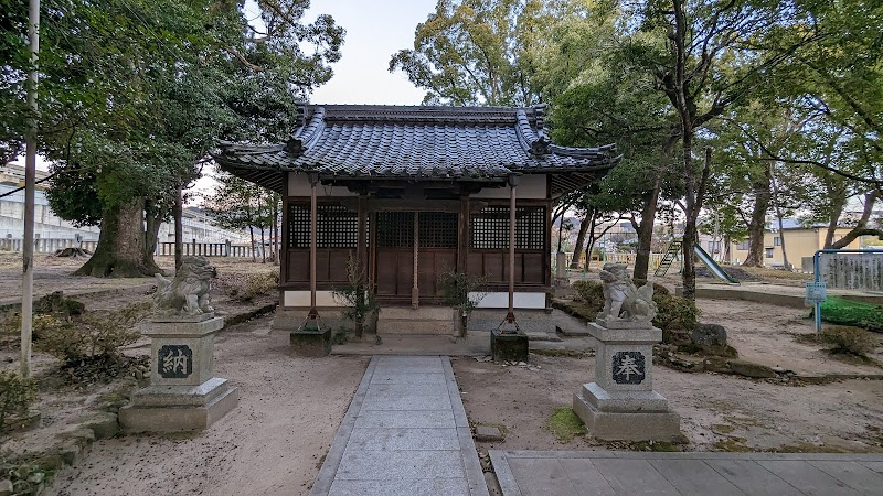 新屋坐天照御魂神社(宿久庄)