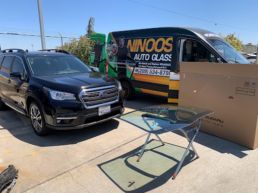 Ninoos Auto Glass image