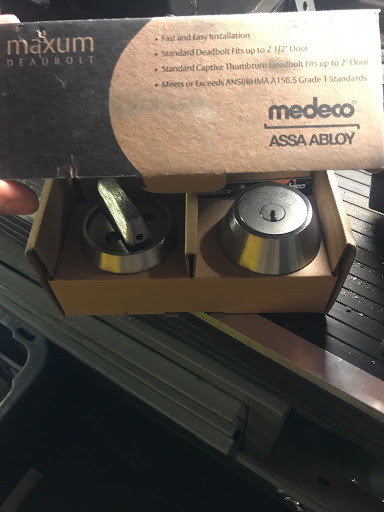 Locksmith «101 Locksmith Inc», reviews and photos, 19429 Kittridge St, Reseda, CA 91335, USA