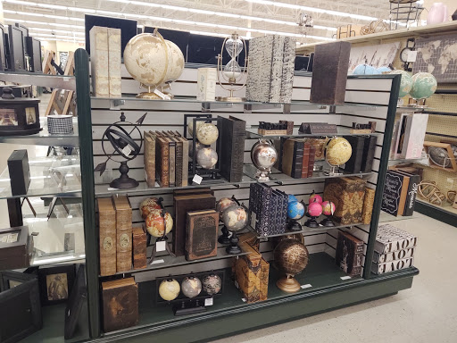 Craft Store «Hobby Lobby», reviews and photos, 6743 Transit Rd, Buffalo, NY 14221, USA
