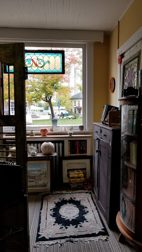 Used Book Store «Rivertown Fine Books», reviews and photos, 148 Main St, McGregor, IA 52157, USA