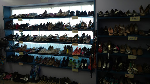 Consignment Shop «Fashion Cents Consignment», reviews and photos, 255 N Decatur St, Strasburg, PA 17579, USA