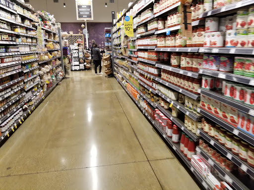 Grocery Store «Whole Foods Market», reviews and photos, 21347 Ventura Blvd, Woodland Hills, CA 91364, USA