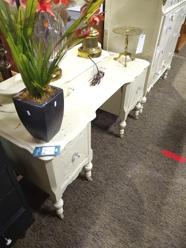 Thrift Store «Blessings Abound», reviews and photos