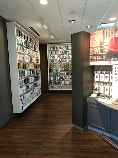 Cell Phone Store «Verizon», reviews and photos, 2512 Battleground Ave, Greensboro, NC 27408, USA