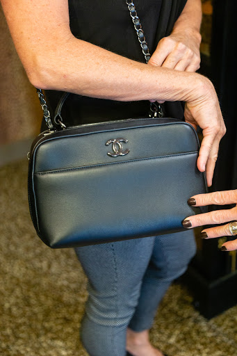 Consignment Shop «Flatter Me...Again!», reviews and photos, 5753 E Santa Ana Canyon Rd, Anaheim, CA 92807, USA