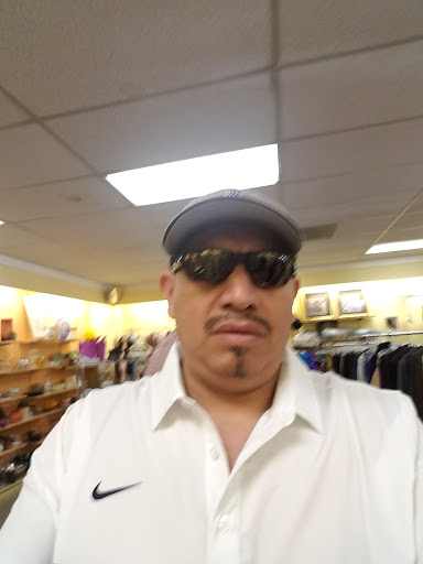 Sporting Goods Store «Big 5 Sporting Goods», reviews and photos, 1630 Mt Diablo Blvd, Walnut Creek, CA 94596, USA