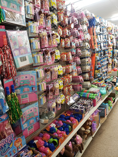 Dollar Store «Dollar Tree», reviews and photos, 825 Francisco Blvd W, San Rafael, CA 94901, USA