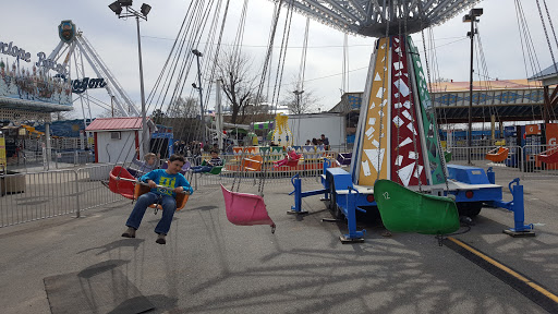 Amusement Park «Adventurers Amusement Park», reviews and photos, 1824 Shore Pkwy, Brooklyn, NY 11214, USA
