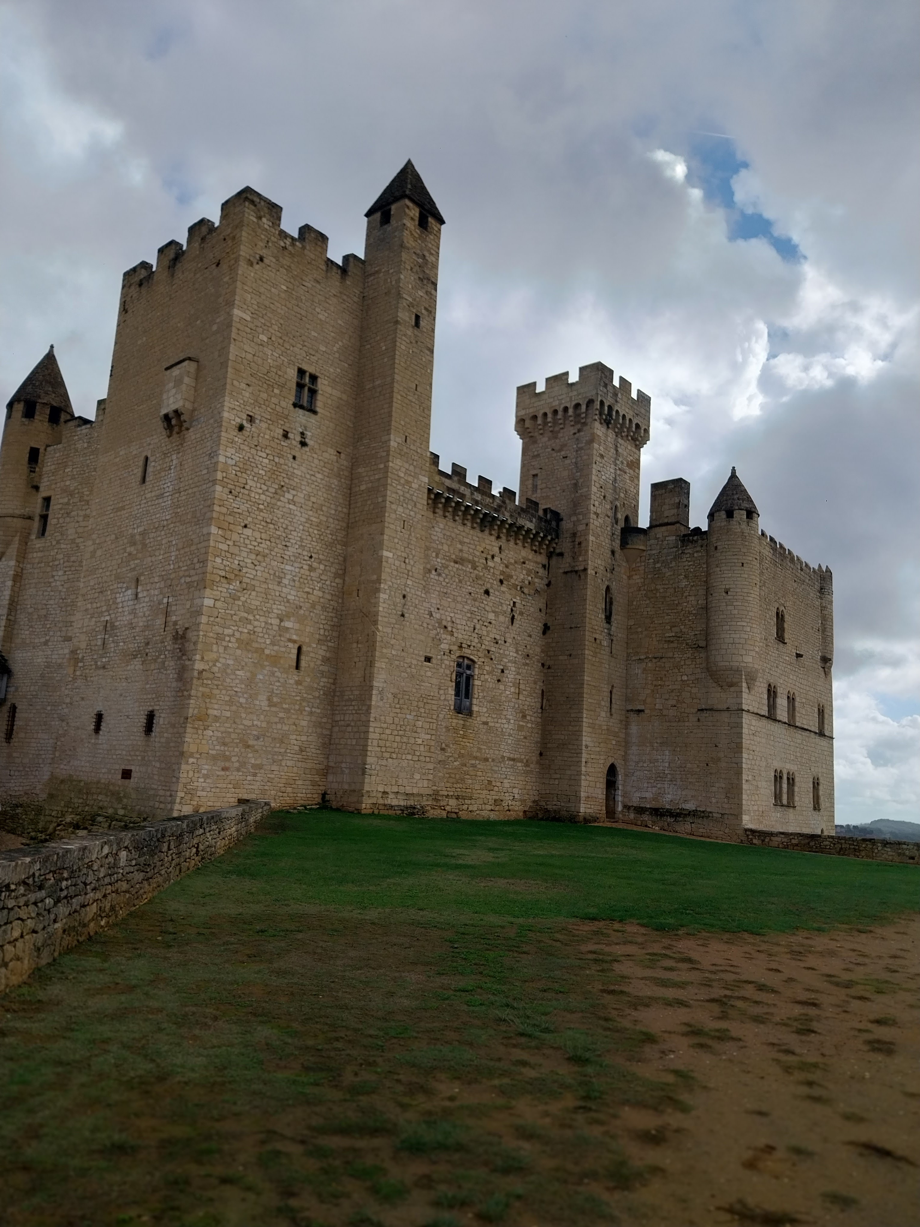 Photo n° 12 de l'avis de Hakim. fait le 31/10/2023 à 14:25