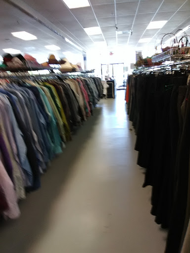 Thrift Store «Goodwill Thrift Store - Oakleaf Crossing», reviews and photos