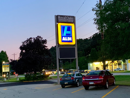 Supermarket «ALDI», reviews and photos, 1766 Golden Mile Hwy, Monroeville, PA 15146, USA