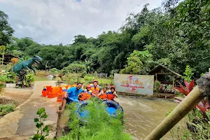 Wisata Keluarga Pondok Kanyaah image