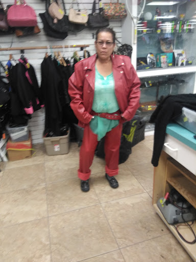 Pawn Shop «Capital Pawn», reviews and photos, 1933 Davis Blvd, Naples, FL 34104, USA