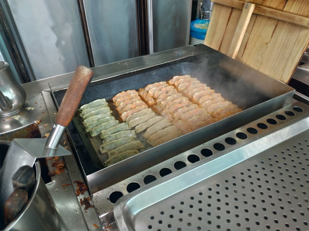 八方雲集鍋貼水餃專賣店 的照片