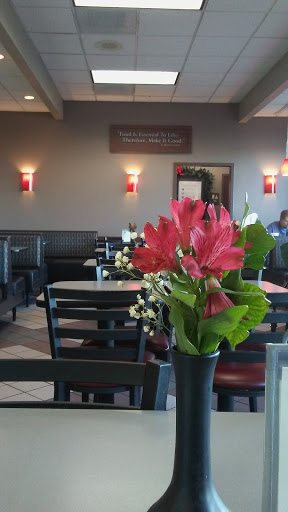 Fast Food Restaurant «Chick-fil-A», reviews and photos, 1301 E 120th Ave, Thornton, CO 80233, USA