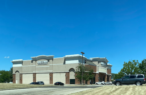 Book Store «Barnes & Noble», reviews and photos, 4015 Medina Rd, Akron, OH 44333, USA