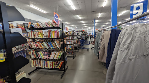 Thrift Store «Cotton & Greenway Goodwill Retail Store & Donation Center», reviews and photos, 15190 N Cotton Ln, Surprise, AZ 85388, USA