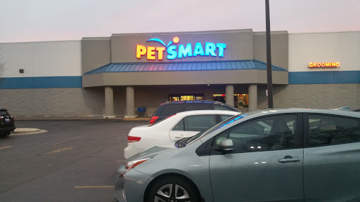 Pet Supply Store «PetSmart», reviews and photos, 950 Hanes Mall Blvd, Winston-Salem, NC 27103, USA