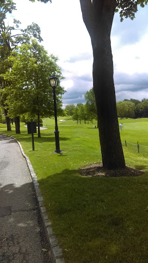 Golf Course «Fresh Meadow Country Club», reviews and photos, 255 Lakeville Rd, Lake Success, NY 11020, USA