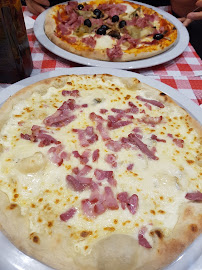 Pizza du Restaurant italien CHEZ MILO à Paris - n°10