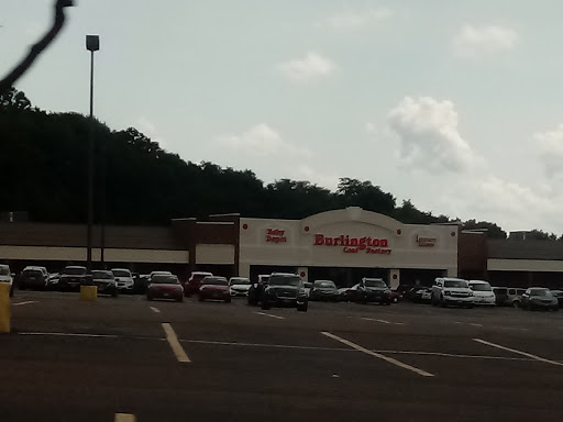 Clothing Store «Burlington Coat Factory», reviews and photos, 510 Howe Ave, Cuyahoga Falls, OH 44221, USA