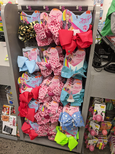 Variety Store «Five Below», reviews and photos, 744 S Meadow St, Ithaca, NY 14850, USA