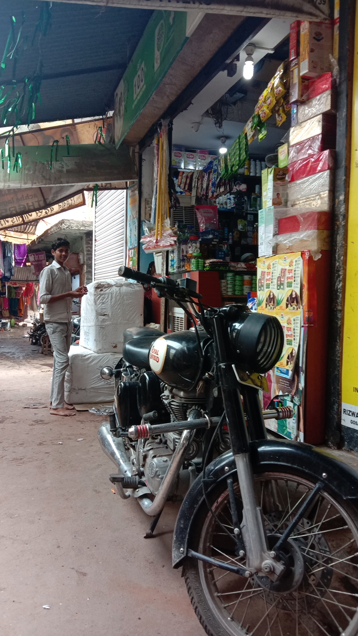 Hamza Traders
