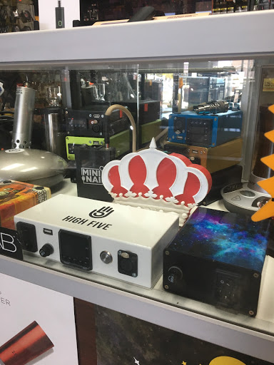 Vaporizer Store «The Discounted Shop- Hygeia Vape & Smoke Shop», reviews and photos, 1876 Pacific Coast Hwy, Lomita, CA 90717, USA