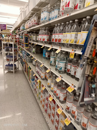 Grocery Store «Super Stop & Shop», reviews and photos, 20 Washington Ave, Dumont, NJ 07628, USA