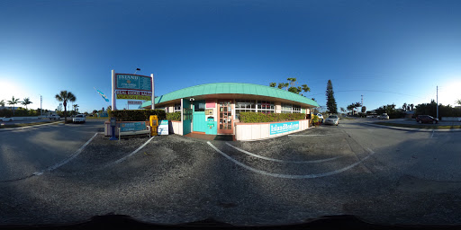 Vacation Home Rental Agency «Island Real Estate of Anna Maria Island, Inc», reviews and photos, 6101 Marina Dr, Holmes Beach, FL 34217, USA