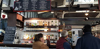 Atmosphère du Restaurant Le Bouchon du Marché à Arcachon - n°10