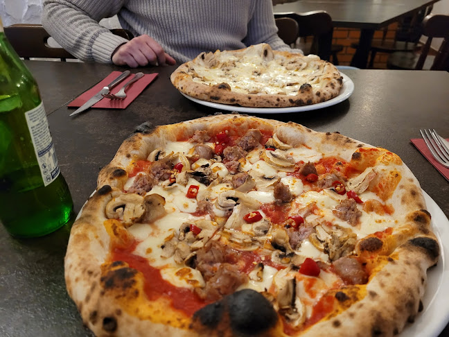 Reviews of Antonino's Pizzeria in Peterborough - Pizza