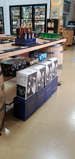 Liquor Store «Interstate Wine & Spirits», reviews and photos, 1427 Interstate Dr, Cookeville, TN 38501, USA