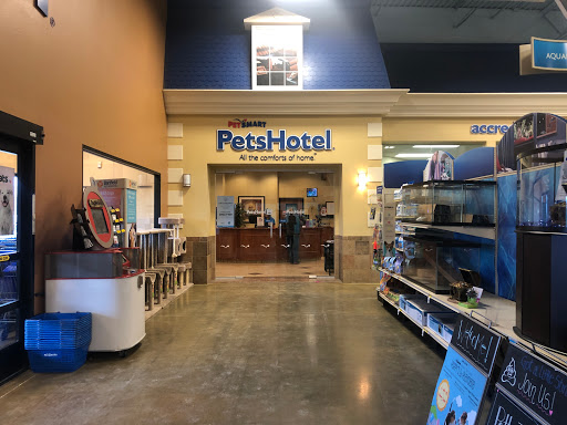 Pet Supply Store «PetSmart», reviews and photos, 5810 Antioch Rd, Merriam, KS 66202, USA
