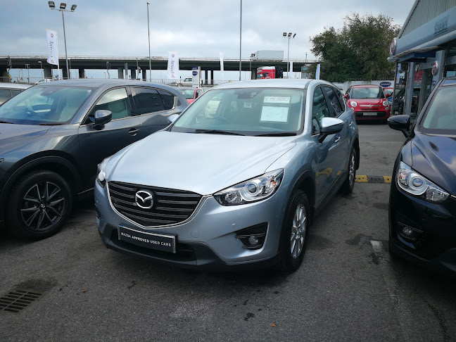 Snows Vauxhall Isle of Wight - Car dealer