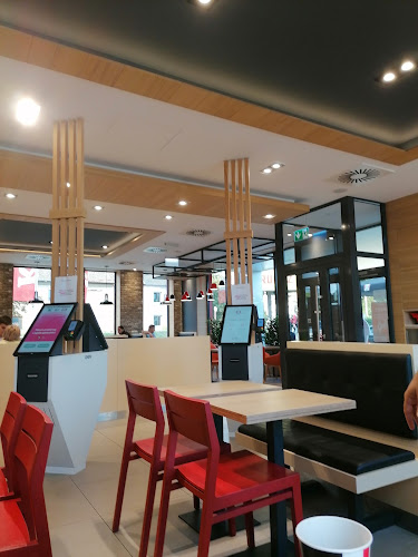 KFC Hódmezővásárhely DT - Étterem
